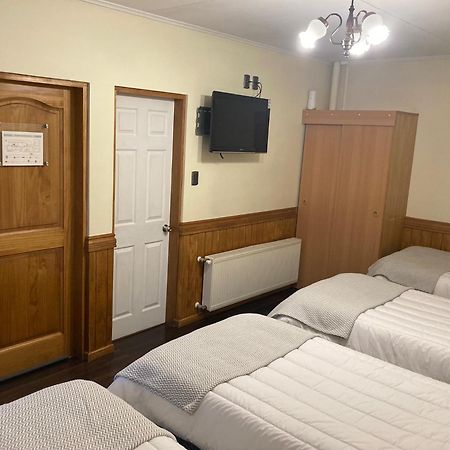 Hostal Loreto Belen Puerto Natales Bagian luar foto