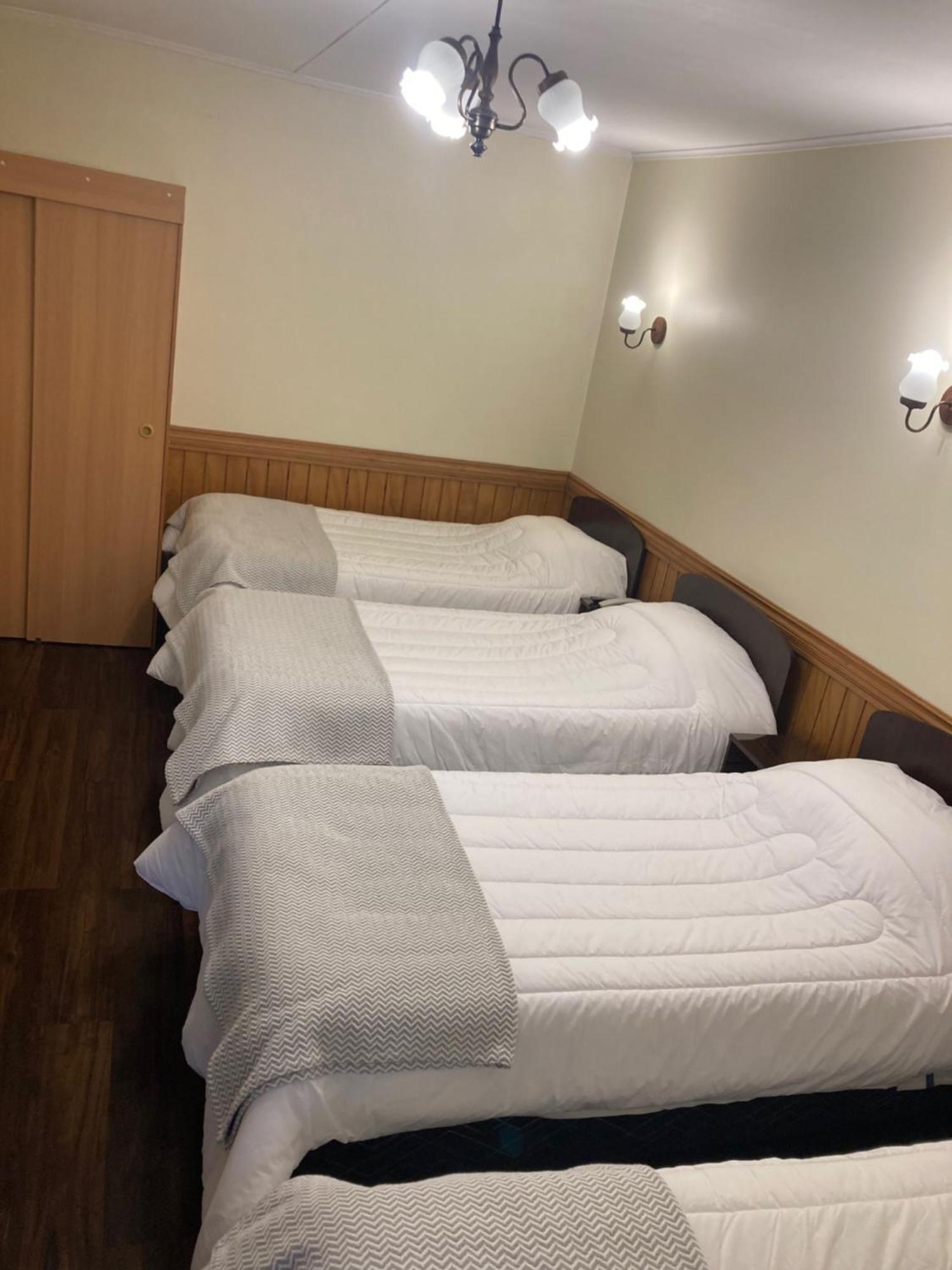 Hostal Loreto Belen Puerto Natales Bagian luar foto