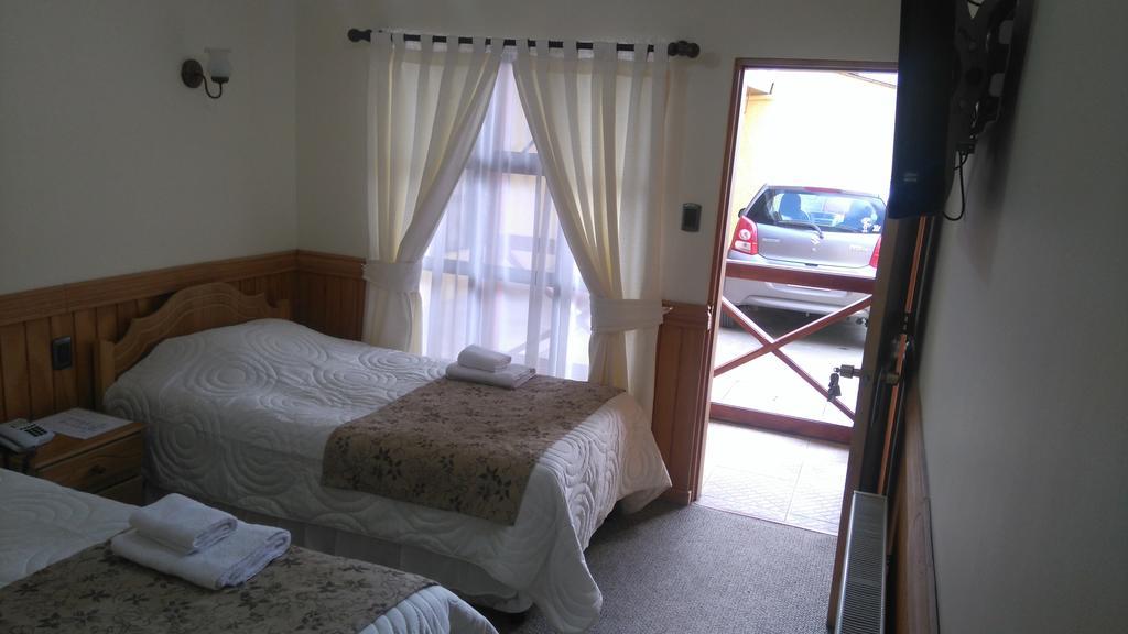 Hostal Loreto Belen Puerto Natales Bagian luar foto