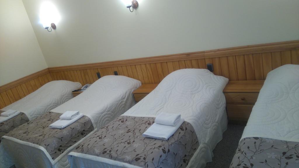 Hostal Loreto Belen Puerto Natales Bagian luar foto