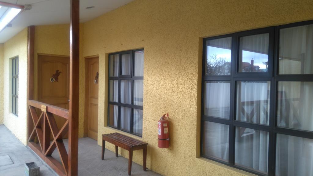 Hostal Loreto Belen Puerto Natales Bagian luar foto